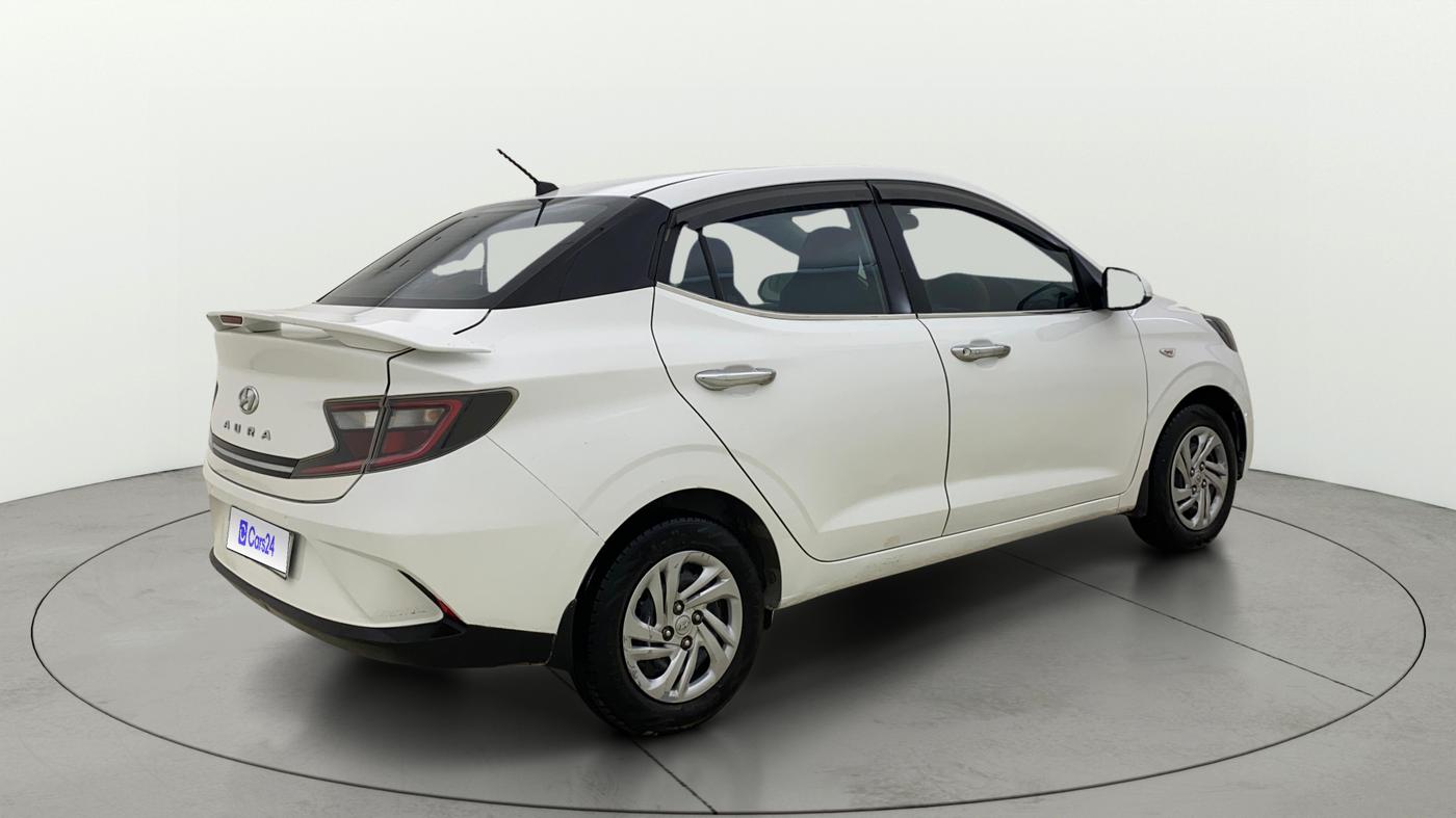 2022 Hyundai AURA S 1.2 CNG, CNG, Manual, 1,36,686 km, Right Back Diagonal