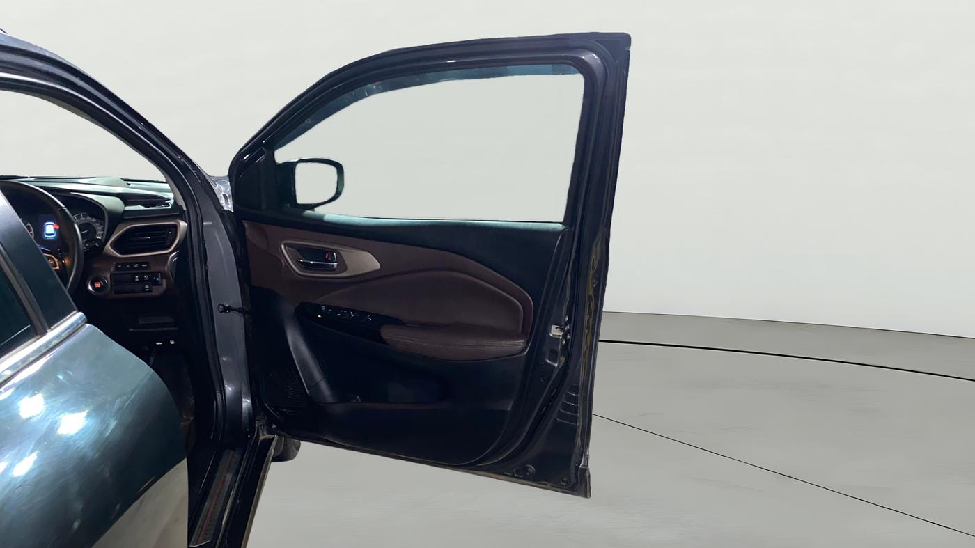 2024 Toyota Urban Cruiser Taisor V 1.0 Petrol AT, Petrol, Automatic, 26,999 km, RHS Front Door