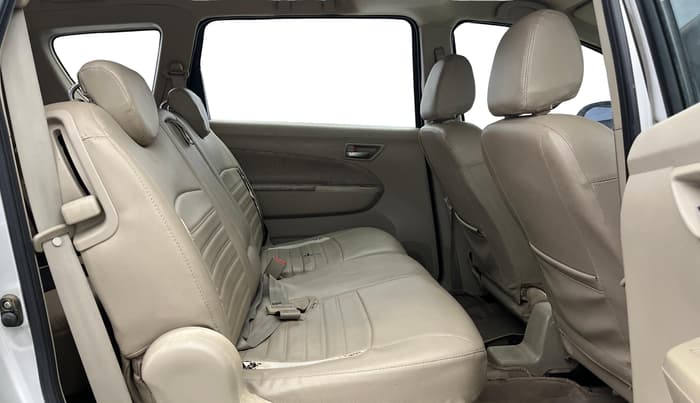 2014 Maruti Ertiga VXI, Petrol, Manual, 79,948 km, Right Side Rear Door Cabin
