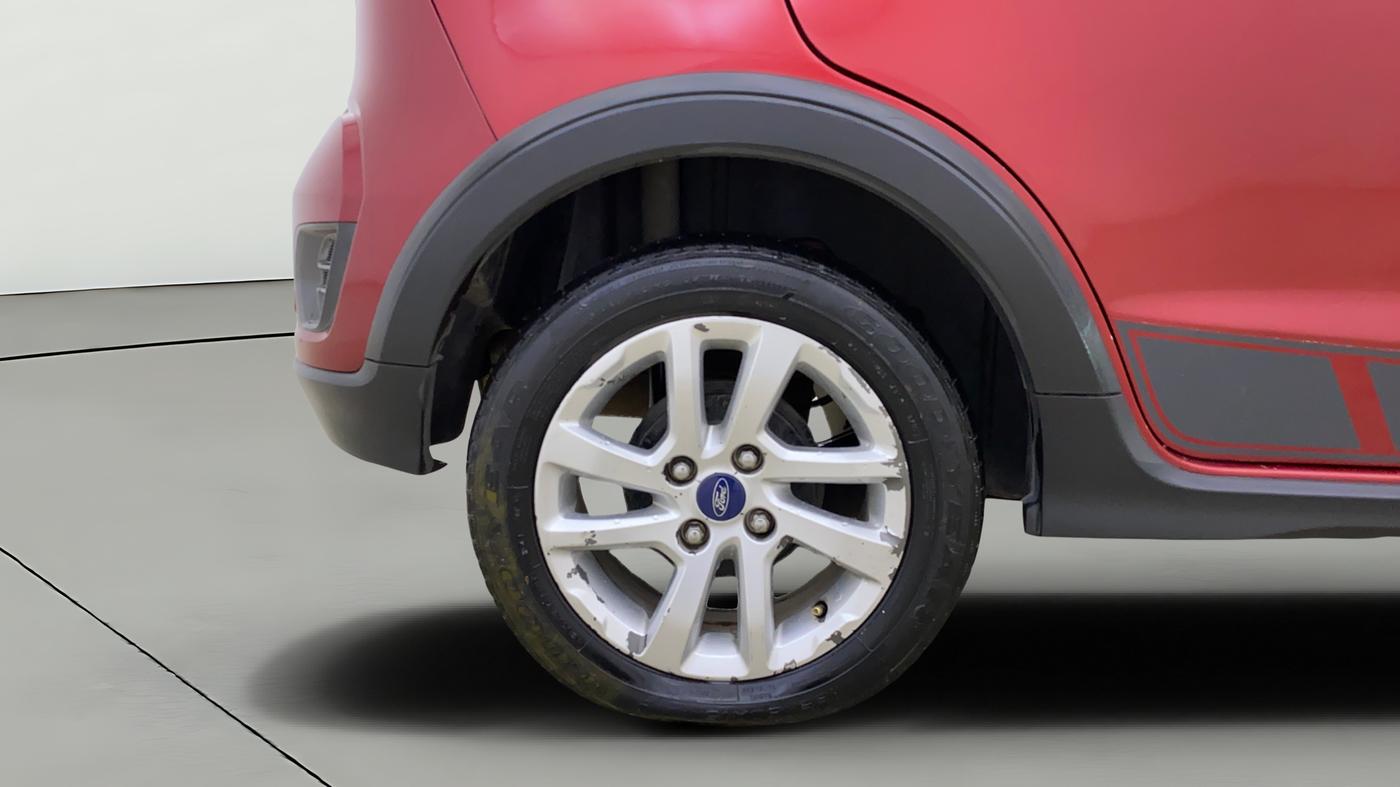 2019 Ford FREESTYLE TITANIUM 1.2 PETROL, Petrol, Manual, 1,05,881 km, Right Rear Wheel