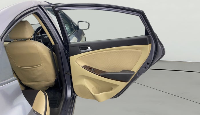 2015 Hyundai Verna FLUIDIC 1.6 CRDI S 4S, Diesel, Manual, 1,11,010 km, RHS Rear Door