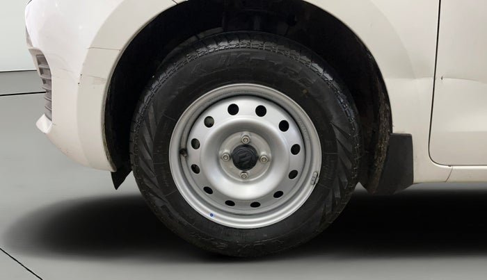 2023 Maruti Swift LXI, Petrol, Manual, 16,763 km, Left Front Wheel