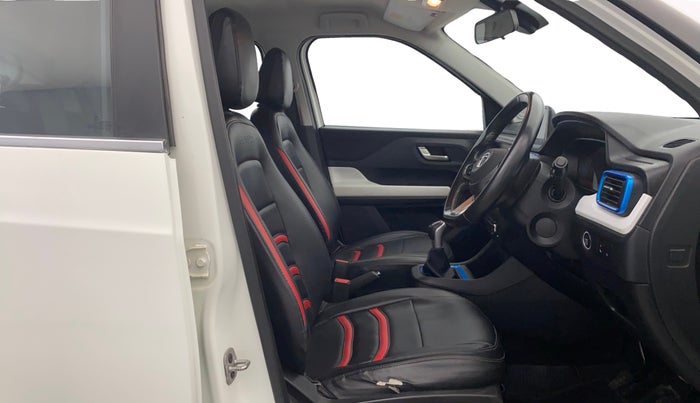 2021 Tata PUNCH CREATIVE IRA 1.2 RTN DUAL TONE, Petrol, Manual, 34,296 km, Right Side Front Door Cabin