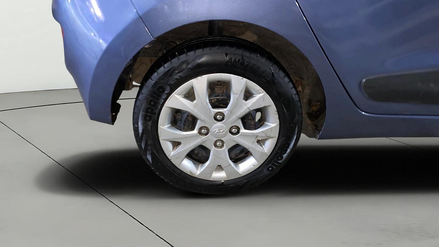 2015 Hyundai Grand i10 SPORTZ 1.2 KAPPA VTVT, Petrol, Manual, 84,265 km, Right Rear Wheel