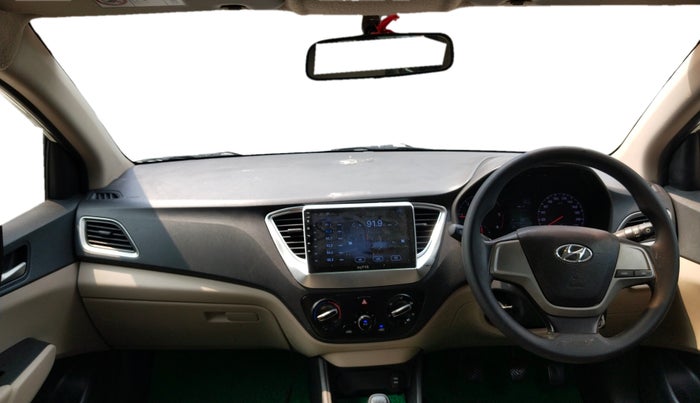 2018 Hyundai Verna 1.4 E CRDI, Diesel, Manual, 1,37,484 km, Dashboard