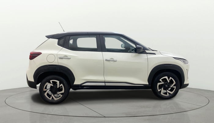 2021 Nissan MAGNITE XV TURBO CVT, Petrol, Automatic, 33,105 km, Right Side View