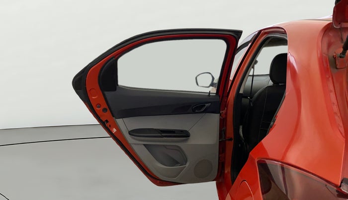 2020 Tata Tiago XT PETROL, Petrol, Manual, 17,393 km, LHS Rear Door