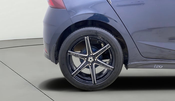 2021 Hyundai NEW I20 ASTA (O) 1.0 TURBO GDI DCT, Petrol, Automatic, 45,112 km, Right Rear Wheel