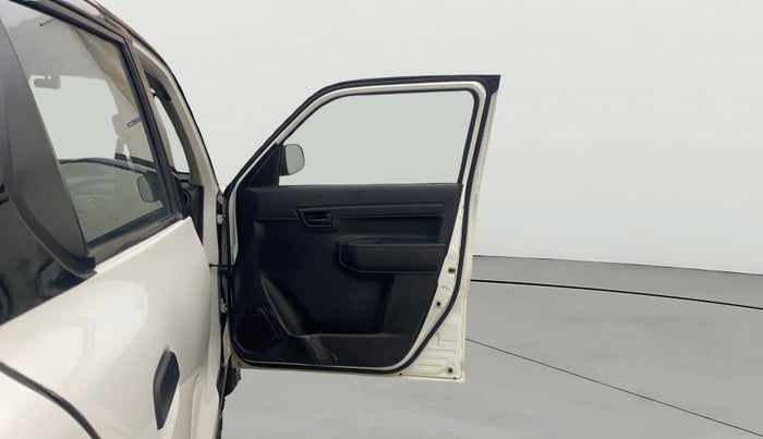 2020 Maruti S PRESSO VXI AMT, Petrol, Automatic, 42,891 km, RHS Front Door