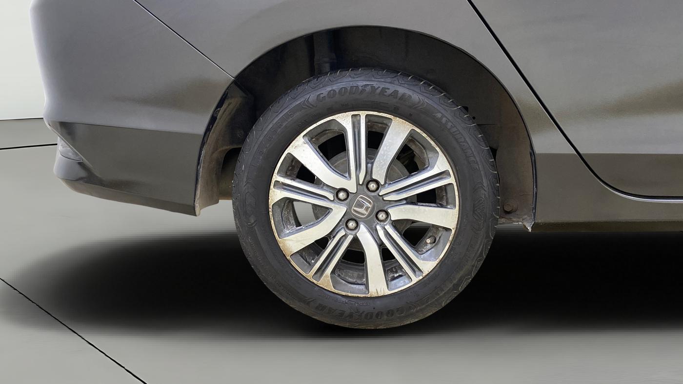 2020 Honda City 1.5L I-VTE V CVT, Petrol, Automatic, 1,08,739 km, Right Rear Wheel