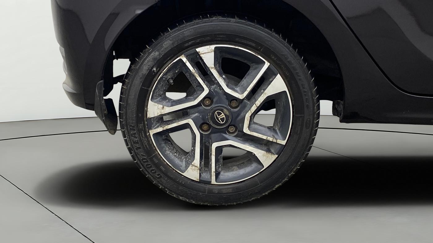 2023 Tata Tiago XZA PLUS PETROL, Petrol, Automatic, 35,768 km, Right Rear Wheel