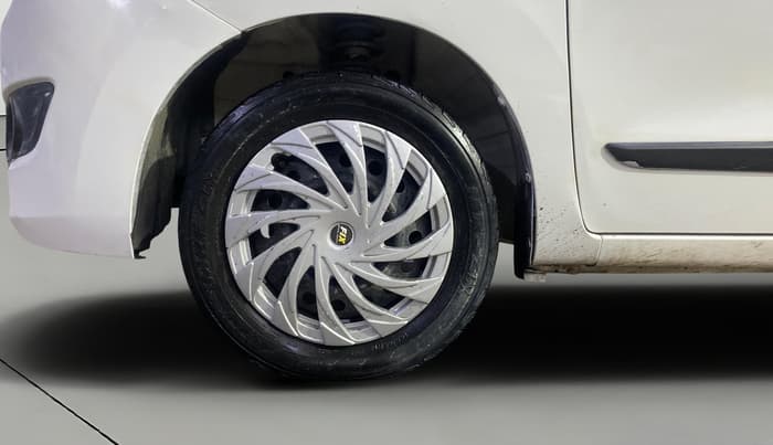 2014 Maruti Wagon R 1.0 VXI, Petrol, Manual, 1,25,276 km, Left Front Wheel
