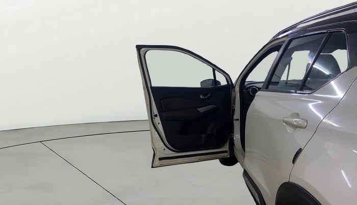 2019 Nissan Kicks XV PREMIUM (O) DIESEL, Diesel, Manual, 1,39,290 km, LHS Front Door