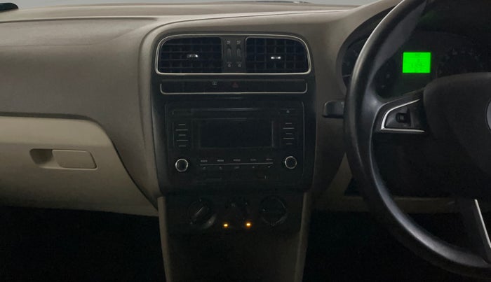 2014 Skoda Rapid AMBITION 1.6 MPI MT PLUS, Petrol, Manual, 61,039 km, Air Conditioner