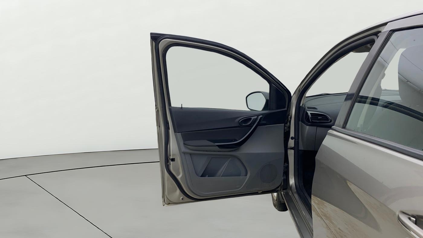 2019 Tata TIGOR XZ PETROL, CNG, Manual, 79,916 km, LHS Front Door