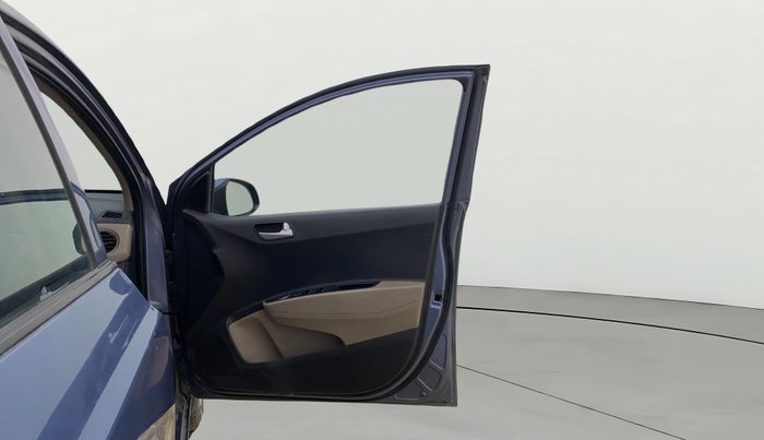 2017 Hyundai Grand i10 SPORTZ 1.2 KAPPA VTVT, CNG, Manual, 51,423 km, RHS Front Door