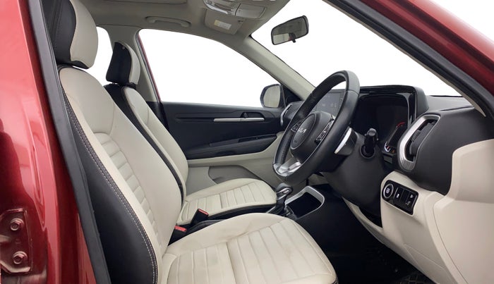 2023 KIA SONET HTX 1.0 DCT, Petrol, Automatic, 38,228 km, Right Side Front Door Cabin