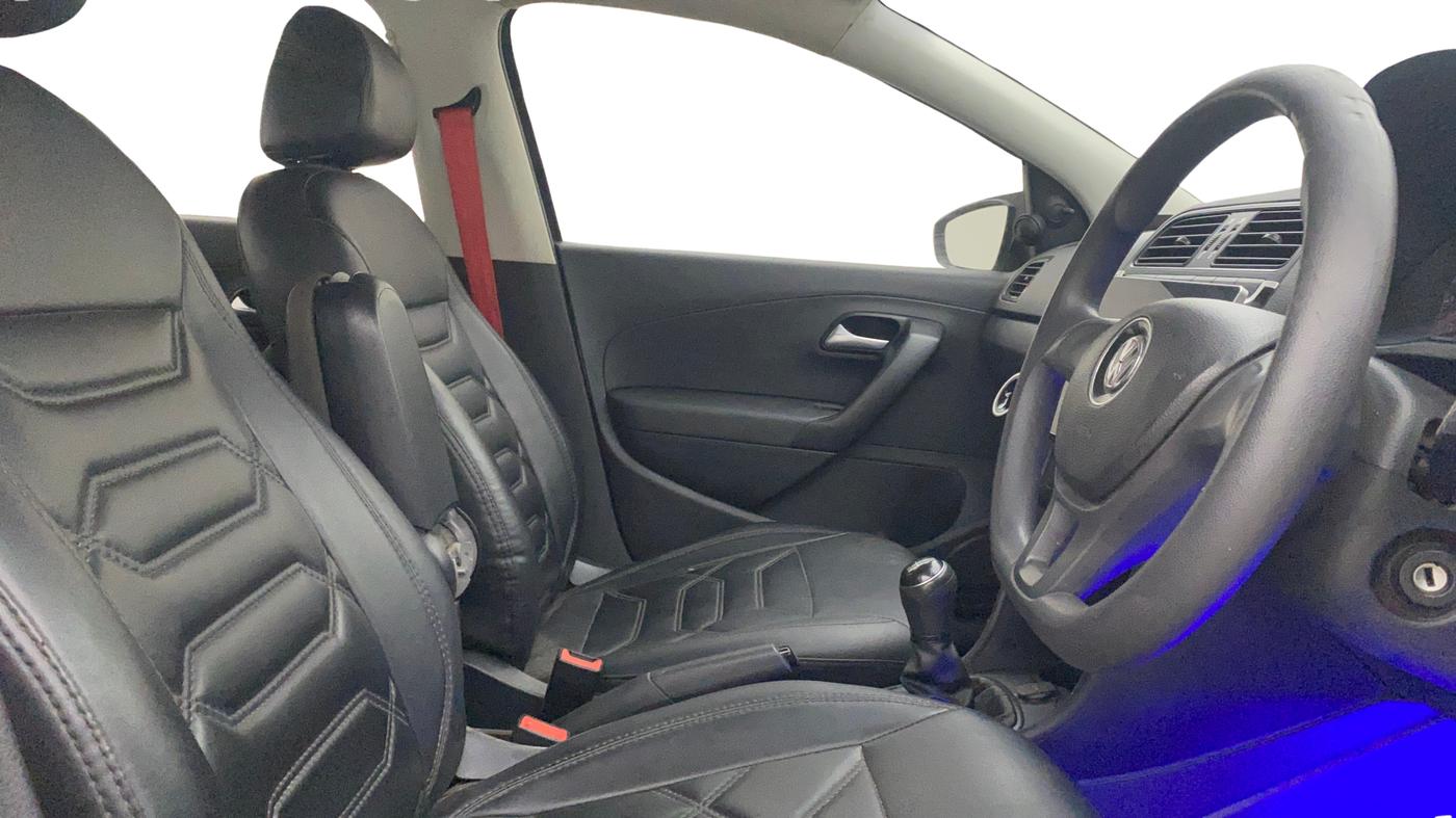 2021 Volkswagen Polo TRENDLINE 1.0L, Petrol, Manual, 90,265 km, Right Side Front Door Cabin