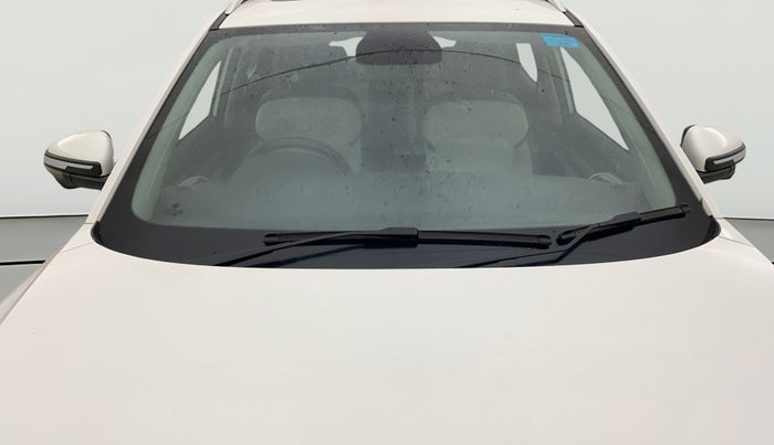 2022 MG ASTOR SHARP 1.5 MT, Petrol, Manual, 30,004 km, Front Windshield