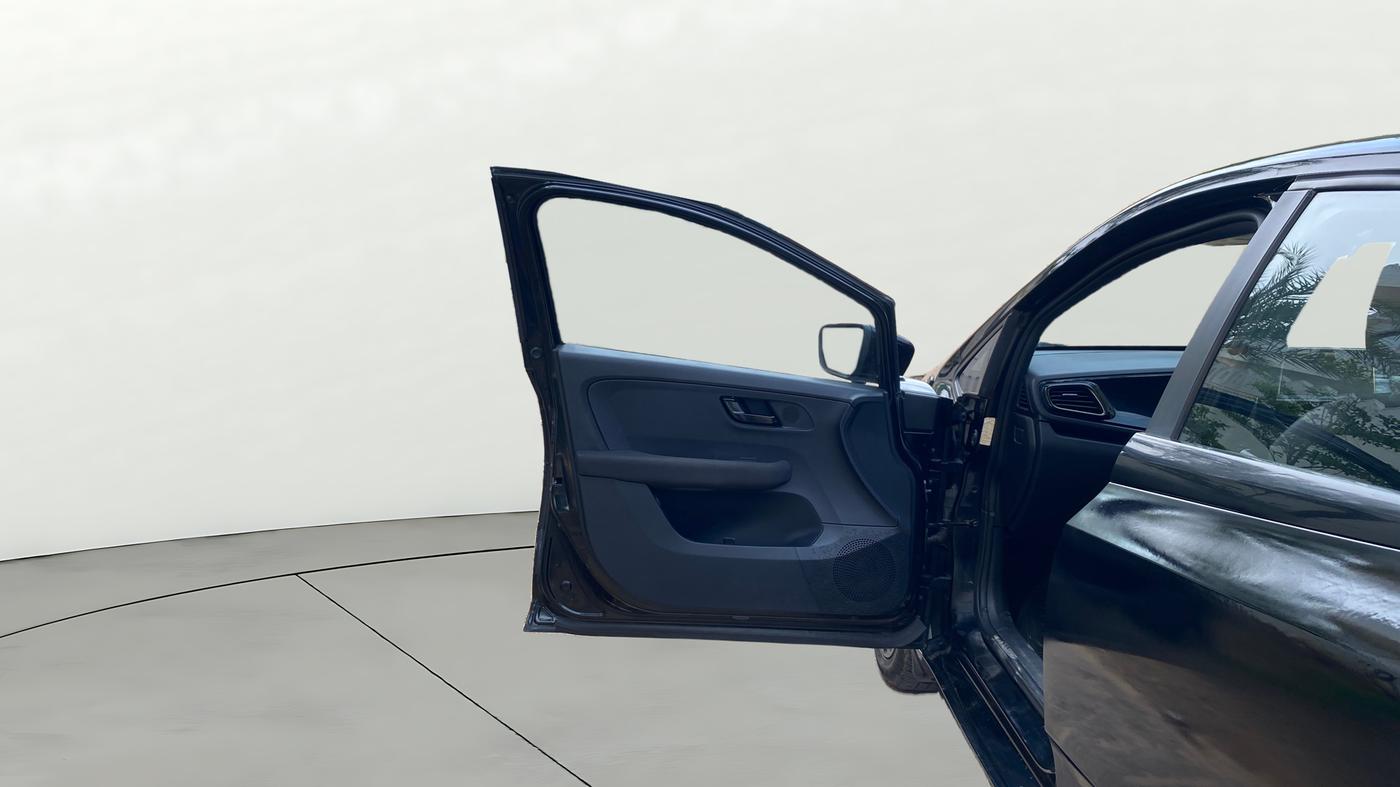 2022 Tata ALTROZ XZA PLUS DARK EDTION, Petrol, Automatic, 26,332 km, LHS Front Door