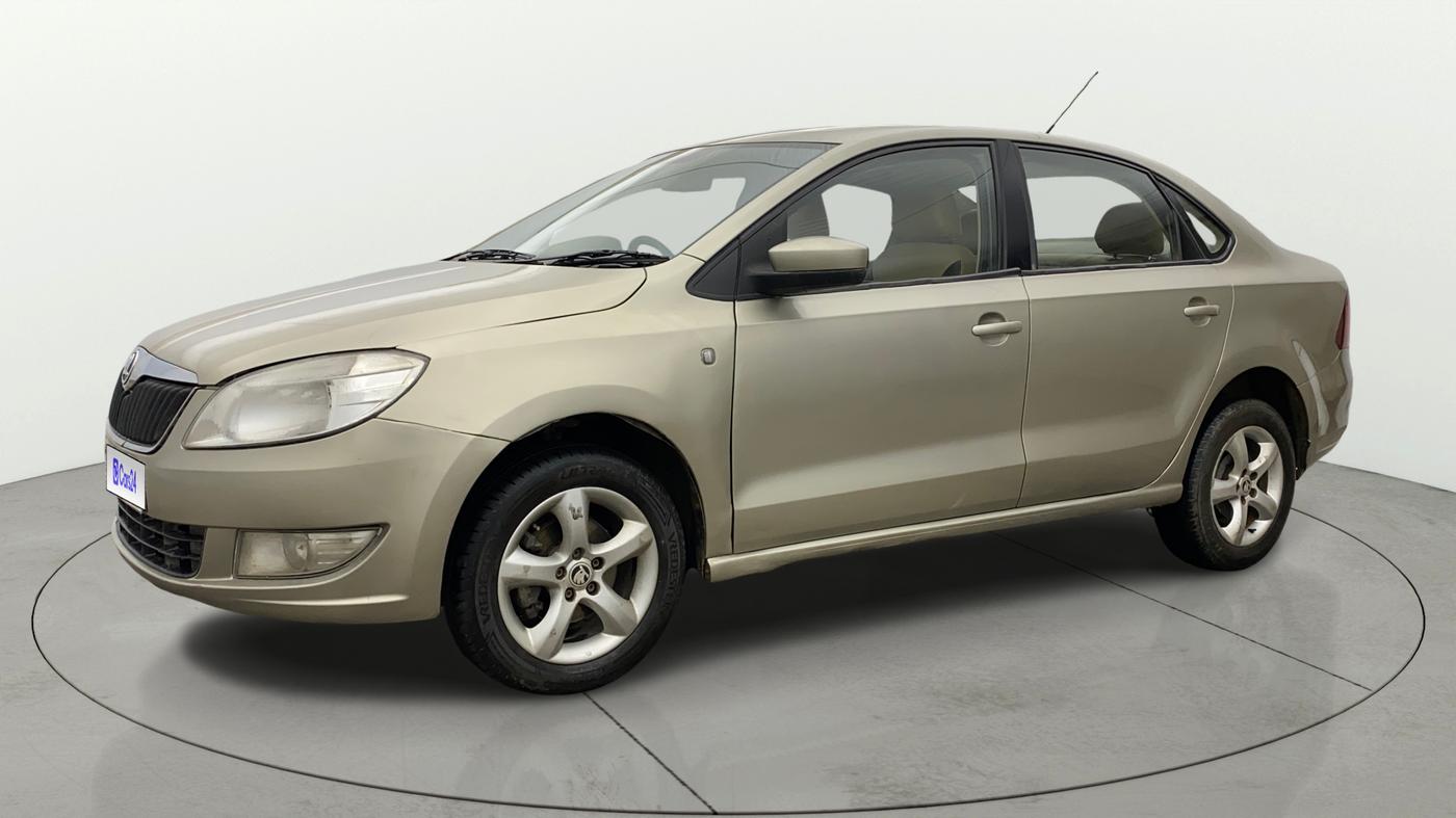 2014 Skoda Rapid AMBITION 1.6 MPI MT, Petrol, Manual, 85,441 km, Left Front Diagonal