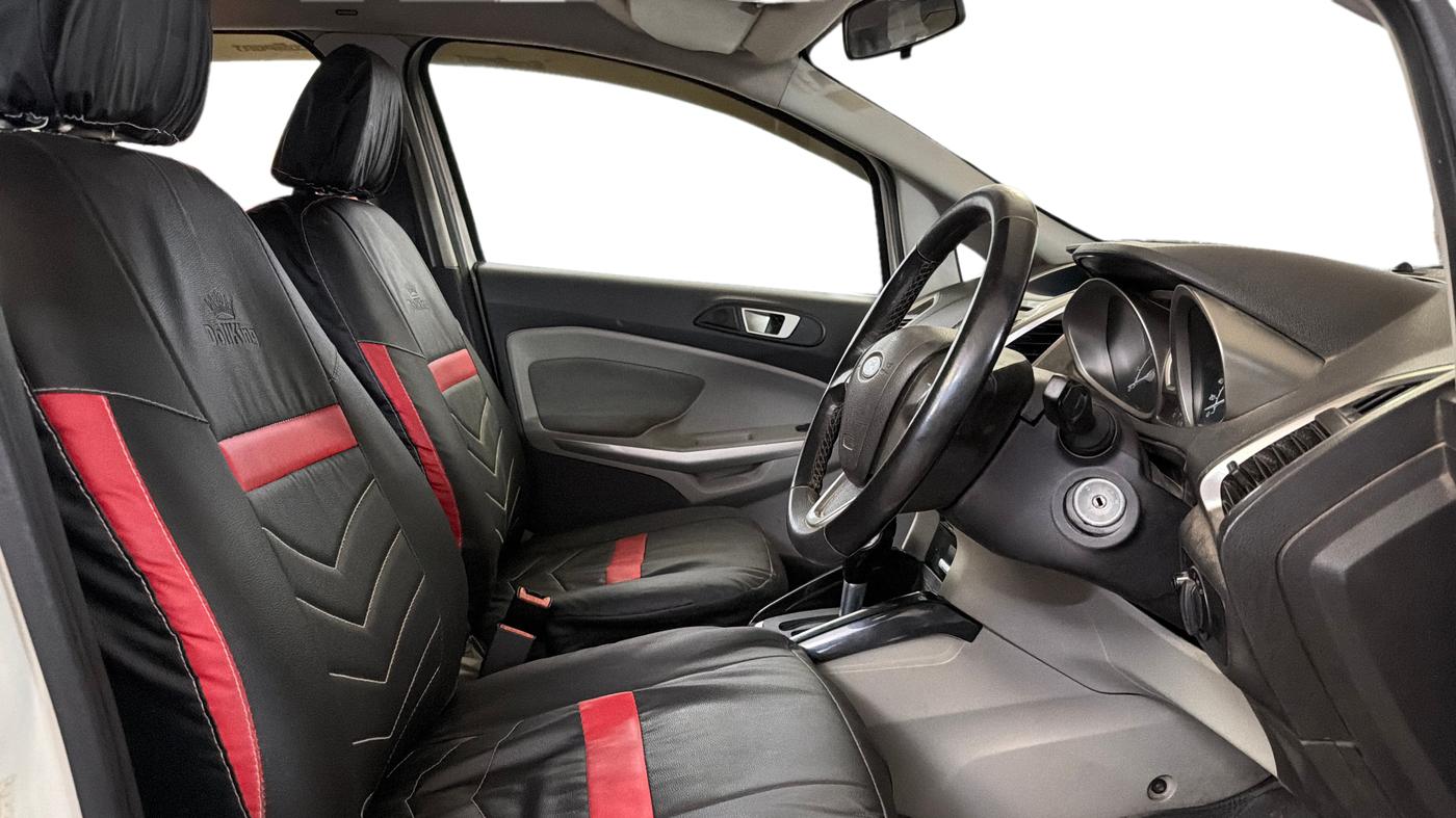 2014 Ford Ecosport TITANIUM 1.5L PETROL AT, CNG, Automatic, 1,19,814 km, Right Side Front Door Cabin