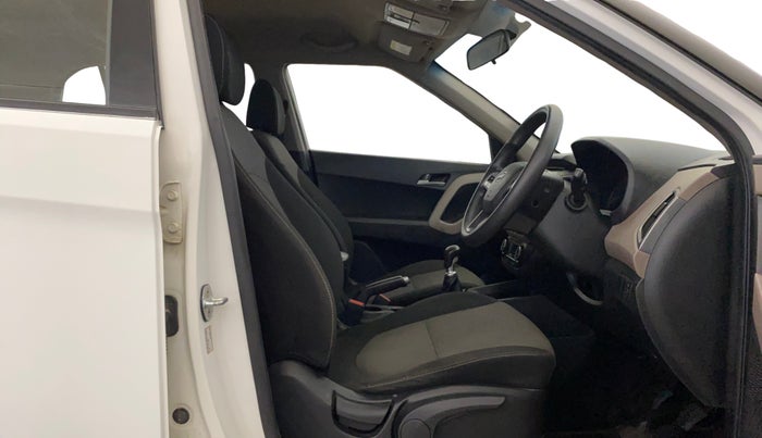 2016 Hyundai Creta SX PLUS 1.6 PETROL, Petrol, Manual, 71,741 km, Right Side Front Door Cabin