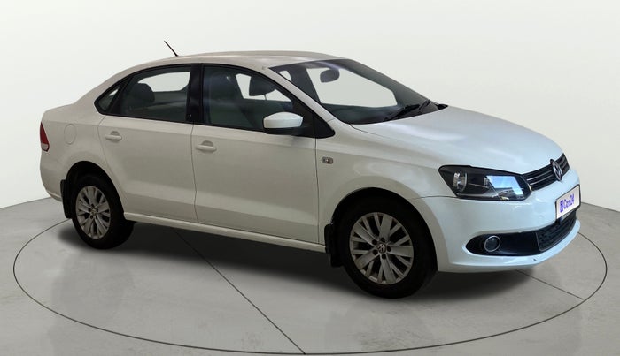 2014 Volkswagen Vento HIGHLINE PETROL AT, Petrol, Automatic, 42,796 km, Right Front Diagonal