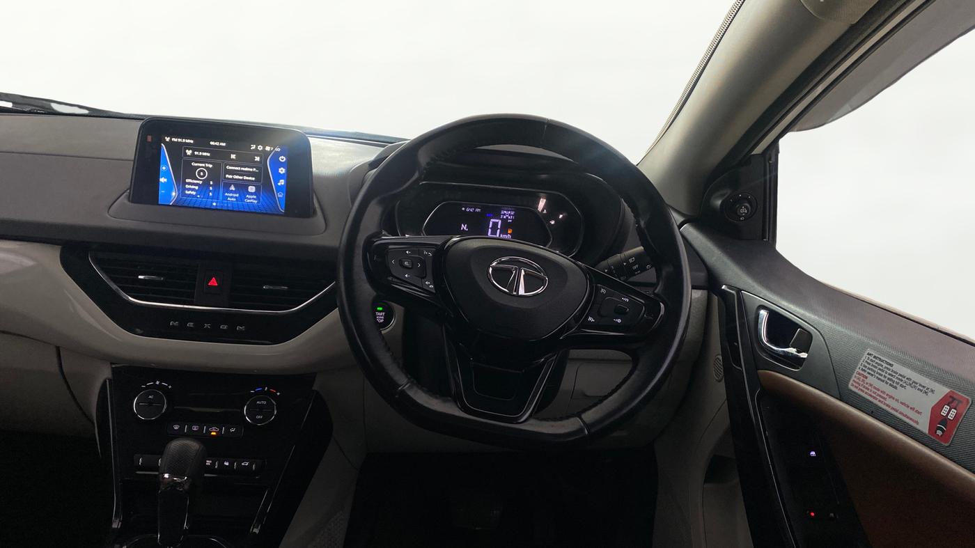2021 Tata NEXON XZA PLUS SUNROOF DIESEL, Diesel, Automatic, 52,702 km, Steering Wheel Close Up