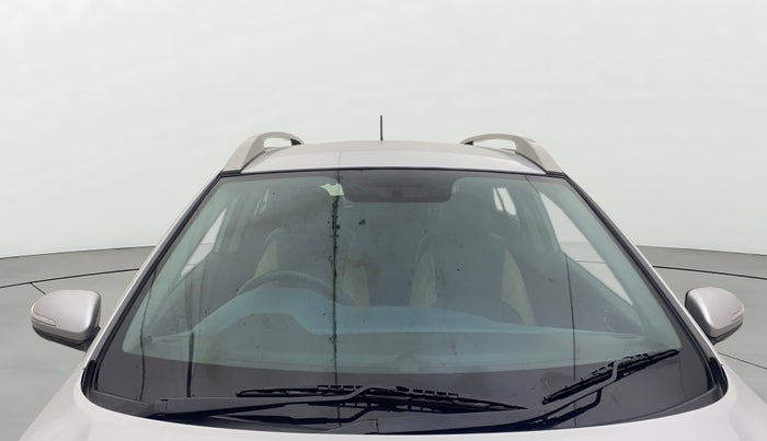 2016 Hyundai i20 Active 1.2 SX, Petrol, Manual, 66,383 km, Front Windshield