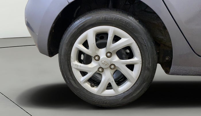 2018 Hyundai Grand i10 SPORTZ 1.2 KAPPA VTVT, Petrol, Manual, 49,371 km, Right Rear Wheel