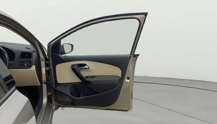 2017 Skoda Rapid AMBITION 1.6 MPI AT, Petrol, Automatic, 1,20,361 km, RHS Front Door