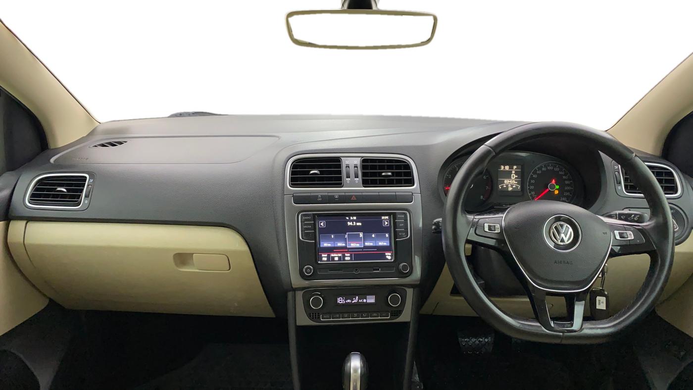 2022 Volkswagen Vento HIGHLINE PLUS 1.0L TSI AT, Petrol, Automatic, 83,459 km, Dashboard