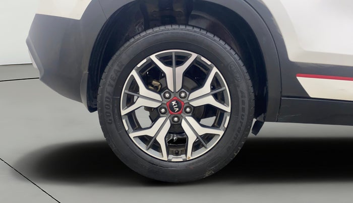 2020 KIA SELTOS GTK 1.4 PETROL, Petrol, Manual, 28,016 km, Right Rear Wheel