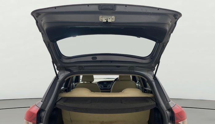 2018 Hyundai Elite i20 SPORTZ 1.2, Petrol, Manual, 73,190 km, Boot Door Open