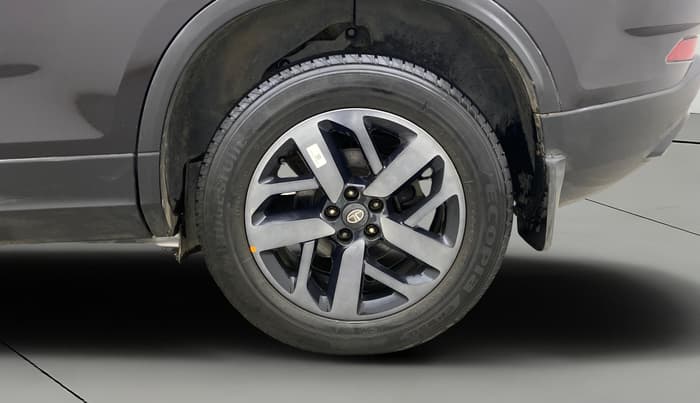 2021 Tata Safari XZA PLUS GOLD, Diesel, Automatic, 39,572 km, Left Rear Wheel