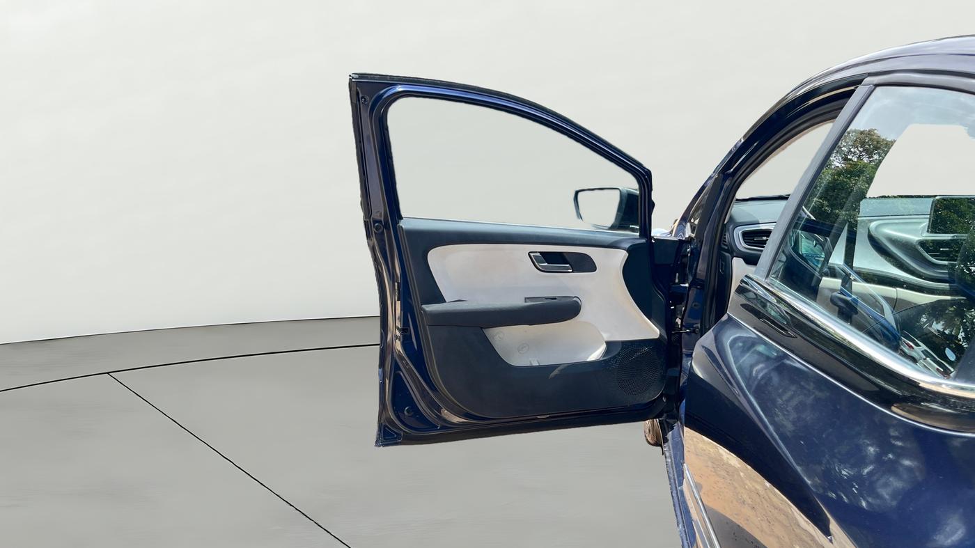 2022 Tata ALTROZ XZA PLUS, Petrol, Automatic, 53,183 km, LHS Front Door