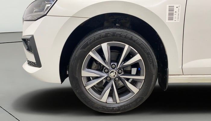 2022 Skoda SLAVIA STYLE 1.0L TSI MT, Petrol, Manual, 27,130 km, Left Front Wheel