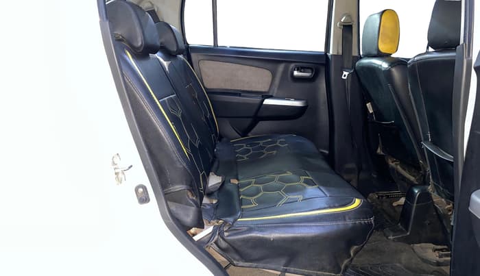 2014 Maruti Wagon R 1.0 VXI, Petrol, Manual, 1,25,276 km, Right Side Rear Door Cabin