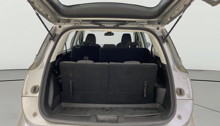 2022 MG HECTOR PLUS SUPER 1.5 PETROL TURBO HYBRID MT 7-STR, Petrol, Manual, 22,736 km, Boot Open Zoomed View