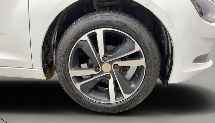 2021 Tata ALTROZ XZ PETROL, Petrol, Manual, 38,054 km, Right Front Wheel