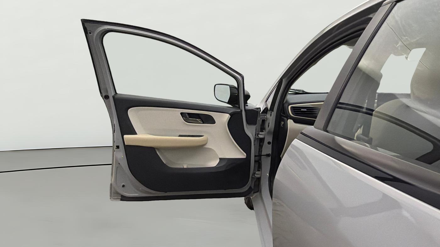 2025 Tata ALTROZ Creative Petrol 5AMT, Petrol, Automatic, 1,371 km, LHS Front Door