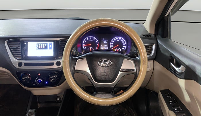 2018 Hyundai Verna 1.4 E PETROL, Petrol, Manual, 75,307 km, Steering Wheel Close Up