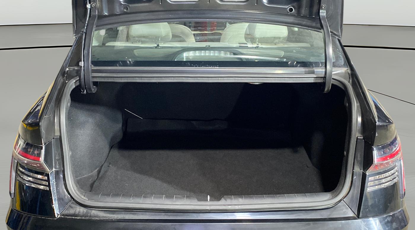 2024 Hyundai Verna SX (O) 1.5 MPI MT, Petrol, Manual, 9,359 km, Boot Open Zoomed View
