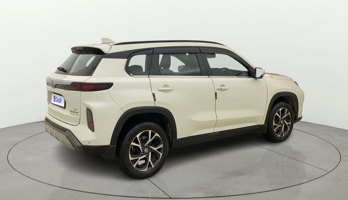 2022 Toyota URBAN CRUISER HYRYDER V NEO DRIVE, Petrol, Manual, 23,401 km, Right Back Diagonal