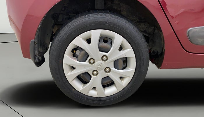 2014 Hyundai Grand i10 SPORTZ AT 1.2 KAPPA VTVT, Petrol, Automatic, 33,416 km, Right Rear Wheel