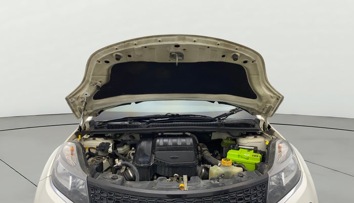 2019 Tata NEXON XMA DIESEL, Diesel, Automatic, 66,883 km, Open Bonet