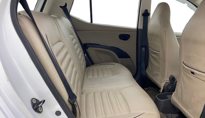 2014 Hyundai i10 MAGNA 1.1, Petrol, Manual, 84,452 km, Right Side Rear Door Cabin