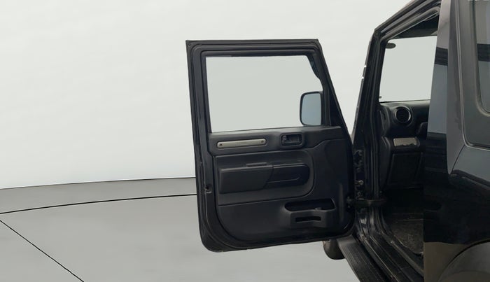 2023 Mahindra Thar LX HARD TOP 4WD MT, Diesel, Manual, 82,278 km, LHS Rear Door