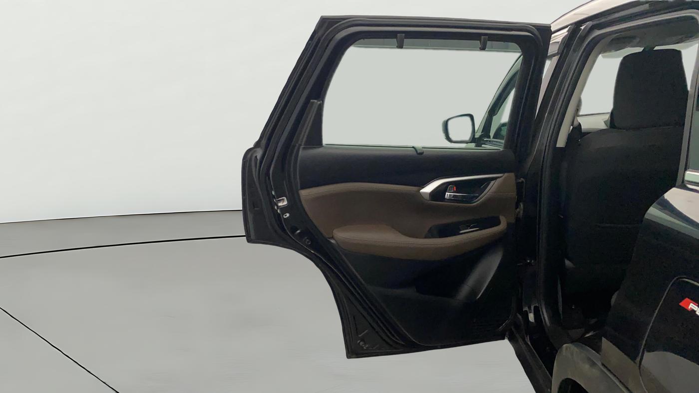 2025 Toyota URBAN CRUISER HYRYDER G (O) 2WD Hybrid 1.5L e-CVT, Hybrid, Automatic, 3,621 km, LHS Rear Door